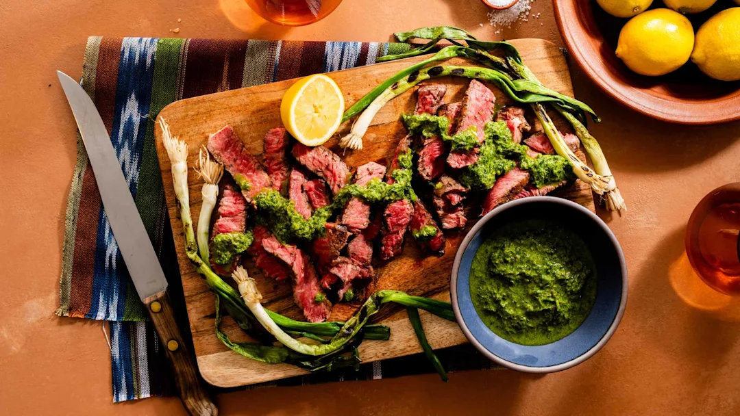 grilled-rib-eye-and-scallions