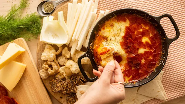 Low Carb Pizza Dip
