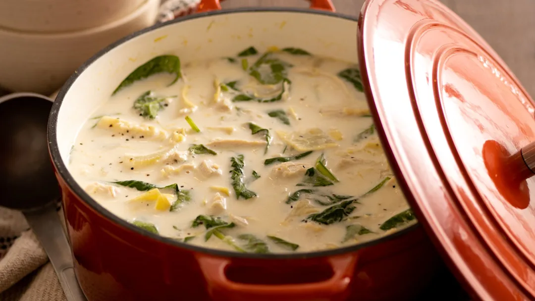 low-carb-chicken-spinach-artichoke-soup