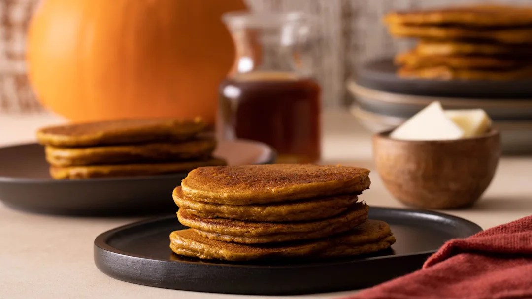 pumpkin-spice-pancakes